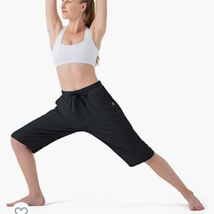 NWT NAVISKIN Women's Capri Pants Yoga Lounge Crop Pants Open Bottom Pants Size S